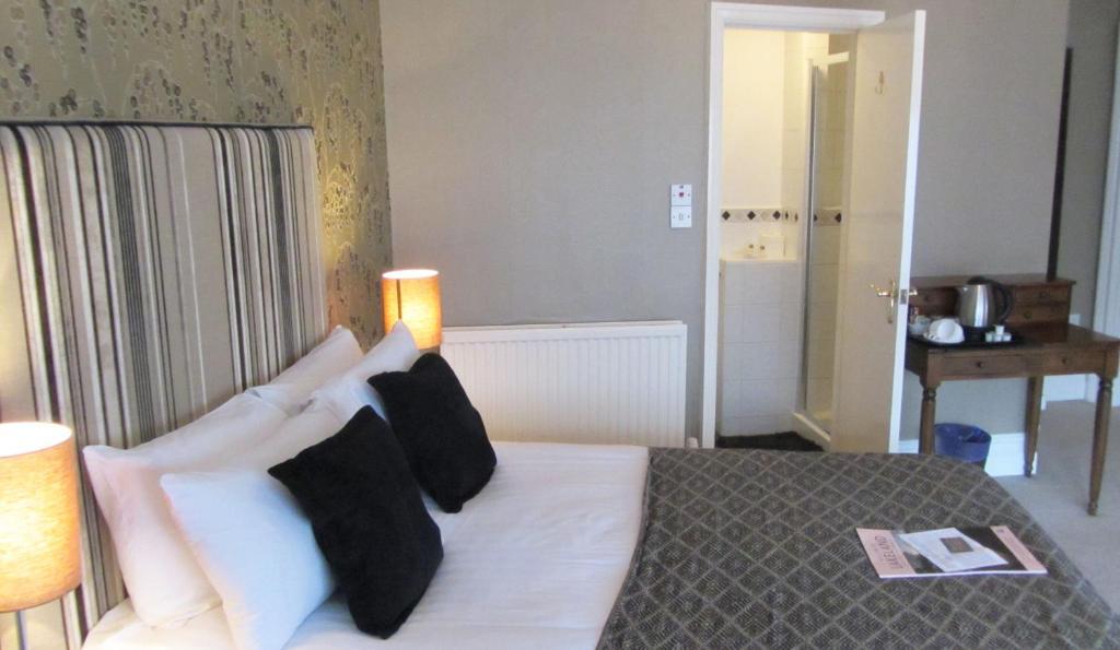 Monties Guest House - Adults ONLY Bowness-on-Windermere Chambre photo