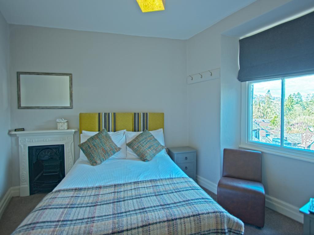 Monties Guest House - Adults ONLY Bowness-on-Windermere Extérieur photo